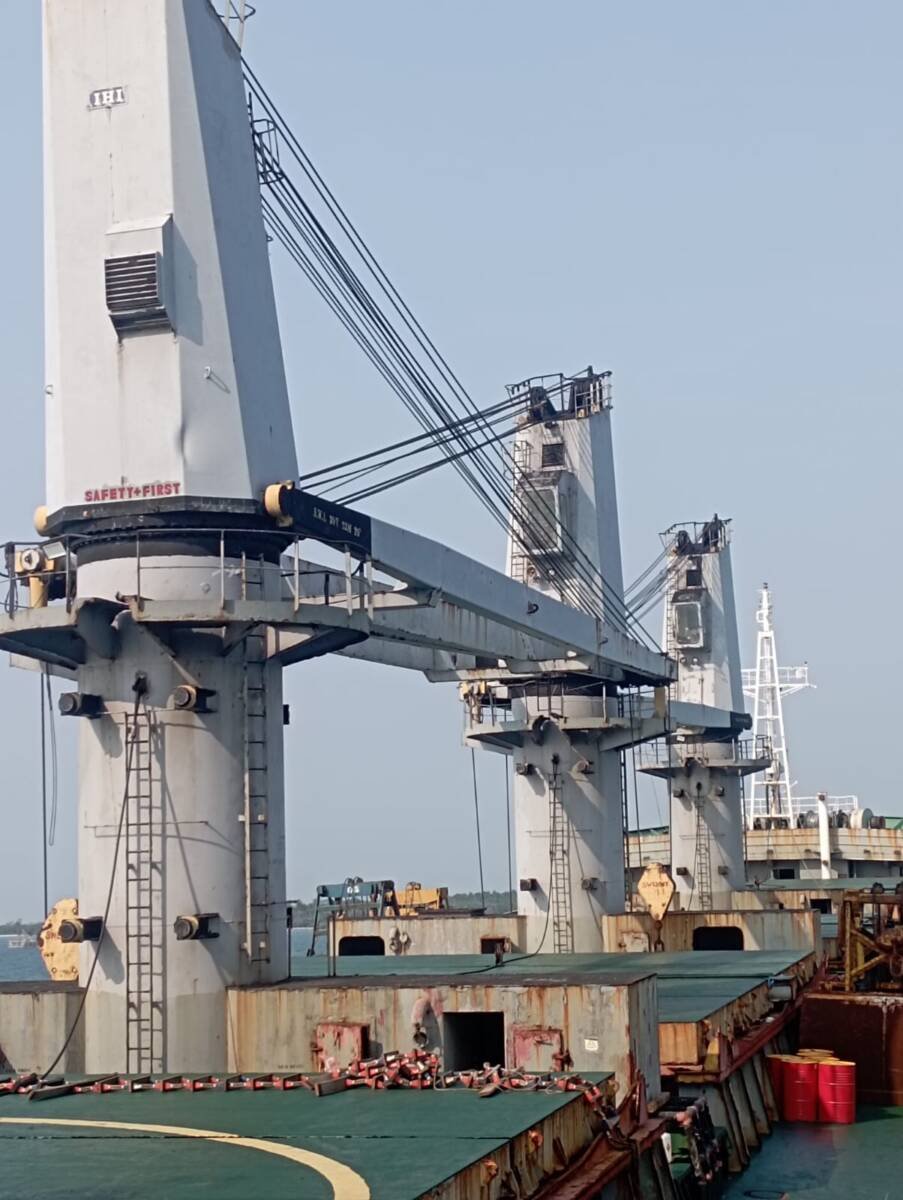 Servis Hidrolik Crane Kapal