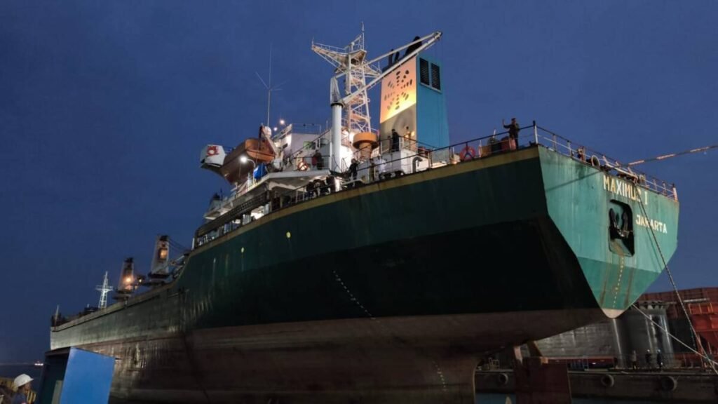 Servis Hidrolik Crane Kapal