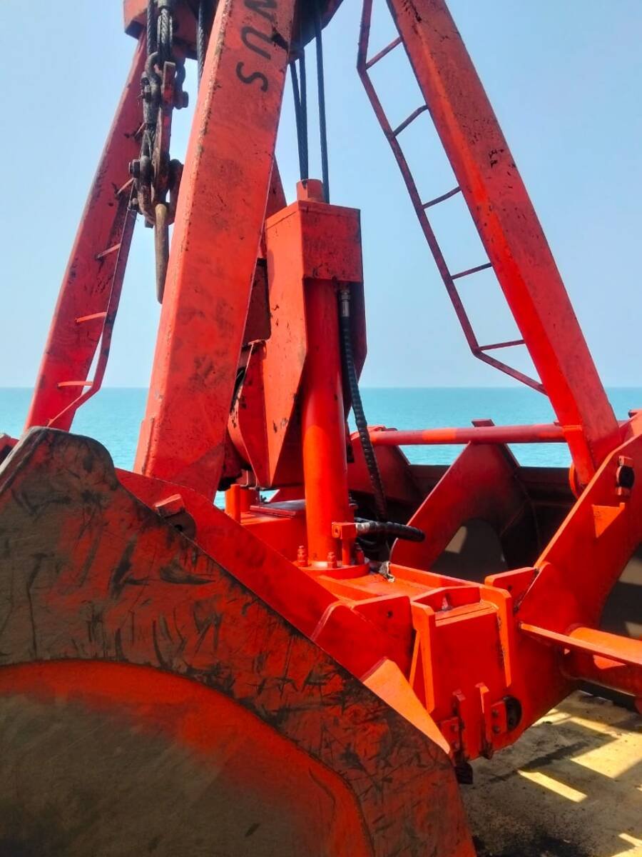 Grab Crane Kapal